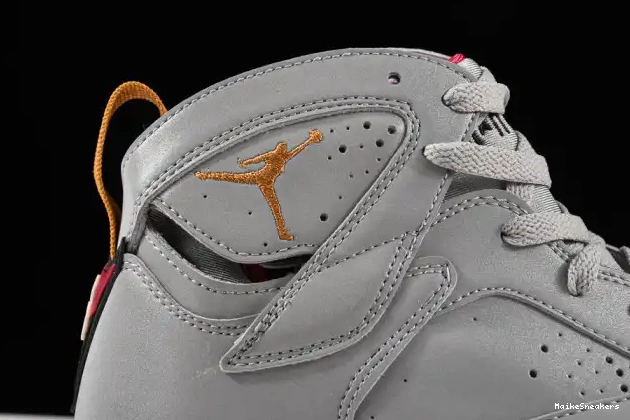 MaikeSneakers 7 Jordan BV6281-006 Cardinal Air Reflective 0613